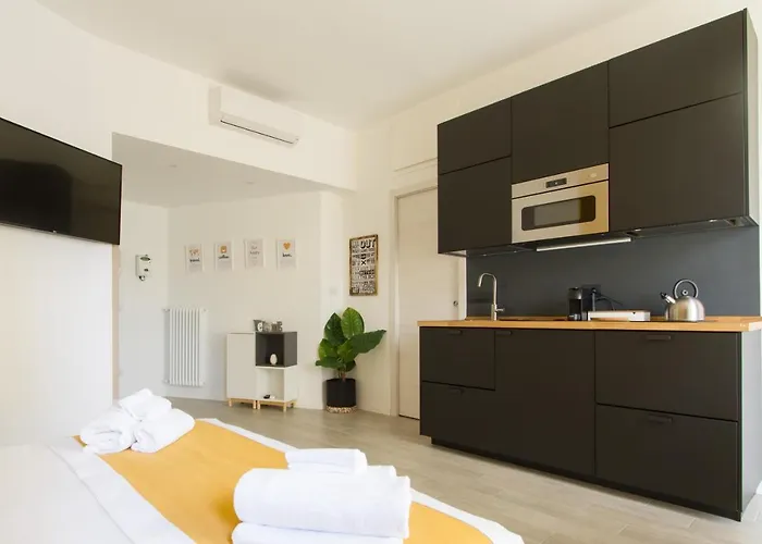 Homilan Apartment *